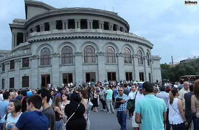 «168 ժամ». Հայաստանում իշխանությունը ոչ թե ժողովրդինն է, այլ «ժողովրդի վրա»