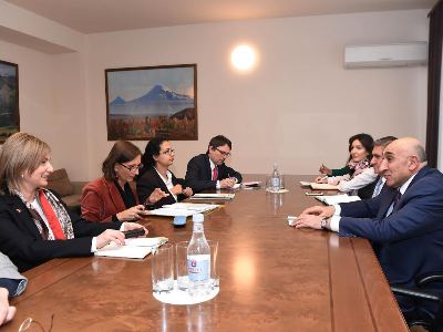 Նախարարը KFW բանկի փոխնախագահի հետ քննարկել է «Վանաձորի կոշտ կենցաղային աղբի կառավարման» ծրագիրը