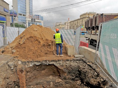 Մոսկվայում Սադովոյե կոլցոյի վերակառուցման ժամանակ մարդու ոսկորներ եւ դագաղի մասեր են գտել