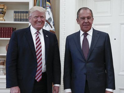 Американские конгрессмены призвали Белый дом предоставить протоколы встречи Трампа и Лаврова