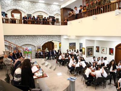 Բակո Սահակյանն այցելել է Շուշի. կազմակերպվել է «Բրեյն-ռինգ» ինտելեկտուալ խաղը