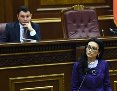 «Ժամանակ». Լարվել են Շարմազանովի եւ Արփինե Հովհաննիսյանի հարաբերությունները