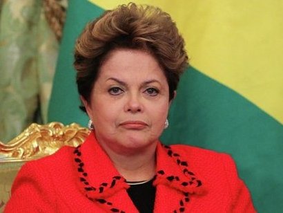Дилма Руссефф потребовала вернуть ей пост президента Бразилии