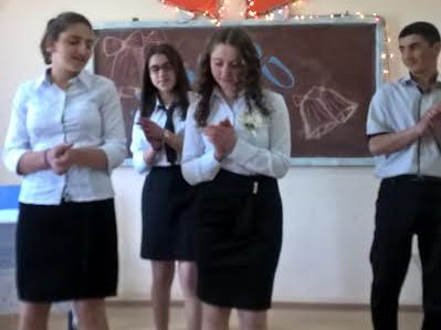 Գոգհովիտի միակ շրջանավարտը մեծ ոգեւորությամբ է մասնակցել «Վերջին զանգին» (ֆոտո)