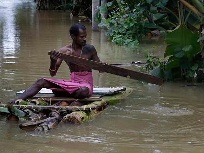 100 people die in Sri Lanka floods