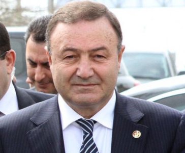 Վստահ եմ, որ պահելու եմ մարզպետի պորտֆելը. Աշոտ Ղահրամանյան