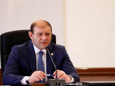 Զարուհի Փոստանջյանի հետ շատ հետաքրքիր նիստեր են անցնելու. Տարոն Մարգարյան