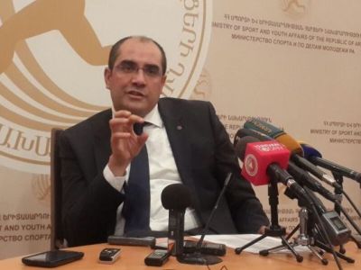 Грачья Ростомян останется министром спорта