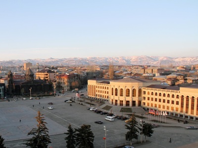 Գյումրիում ավիատոմսերի գները չգիտես ինչու բարձրացել են․ պաշտոնյա