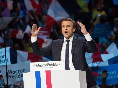 Макрон потребовал у Эрдогана освободить задержанного французского журналиста
