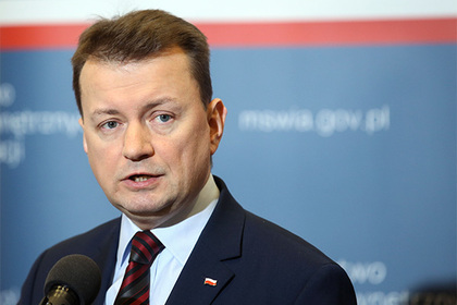 Глава МВД Польши: Еврокомиссия навязывала нам открытые границы – но мы мигрантов не пустим