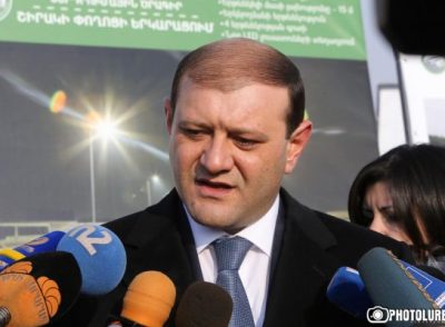 «Հրապարակ». Քաղաքապետարանը գաղտնի է պահել Ֆիրդուսի տոնավաճառը վերացնելու որոշումը