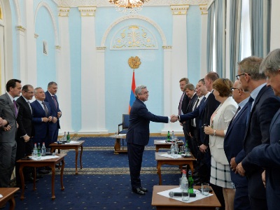 Հայաստանը կշարունակվի սերտ համագործակցությունը ՀԲ-ի եւ ԱՄՀ-ի հետ. Սերժ Սարգսյան (Ֆոտո)