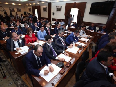 Երեւանի նորընտիր ավագանին կազմավորել է մշտական հանձնաժողովները, ընտրել նախագահներին եւ տեղակալներին