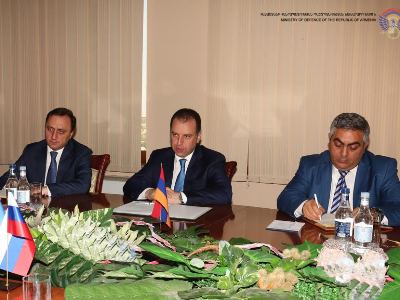 Վիգեն Սարգսյանը Մինսկի խմբի համանախագահների ուշադրությունը հրավիրել է շփման գծի վիճակի վրա (ֆոտո)