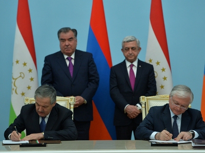 Սերժ Սարգսյանն ու Էմոմալի Ռահմոնը բանակցություններ են վարել