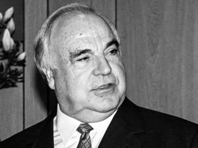 Former German Chancellor Helmut Kohl dies