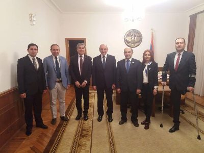 Члены блока «Выход» обсудили с президентом Карабаха вопросы безопасности