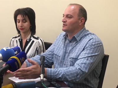 Մեր խմբակցության նախկին անդամները կամ պետք է մտնեն ՀՀԿ, կամ «Ելք», օրենքն է դա պահանջում. «Երկիր Ծիրանի»