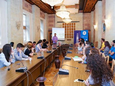 Հայաստանյան «Ռոստելեկոմի» գլխավոր տնօրենը AIESEC-ի երիտասարդներին ներկայացրել է հաջող կառավարման գաղտնիքները (Ֆոտո)