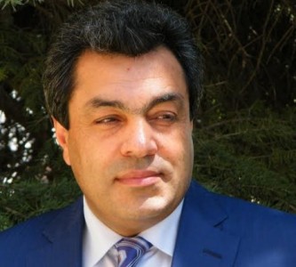 «Հրապարակ». Հրազդանի քաղաքապետն իրեն շրջապատել է հորքուր-հորքուրների որդիներով