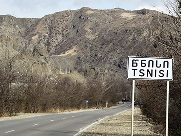 Զինված հարձակում Ջավախքում. վերցրել են գումարը եւ դիմել փախուստի