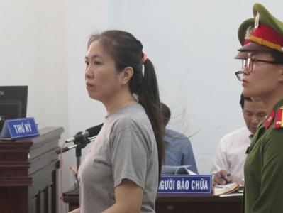 Во Вьетнаме суд приговорил известного блоггера к 10 годам за критику государственной политики