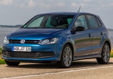 Volkswagen Polo, Skoda Rapid и Hyundai Solaris: Эксперты назвали лучшие автомобили для новичков