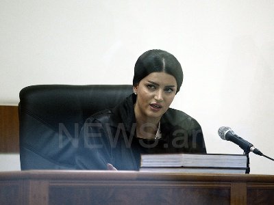 Սեֆիլյանի եւ մյուսների գործով դատավորը կրկին գնաց խորհրդակցական սենյակ՝ սանկցիայի մասին որոշում կայացնելու