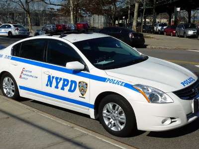Police officer shot dead in New York