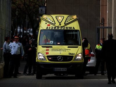Acrobat dies after falling from 28 meters at Madrid music festival