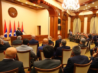 Պարգեւատրման արարողություն Արցախի նախագահականում