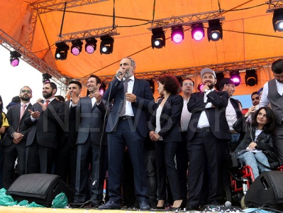 Foreign Ministries of Canada and Sweden congratulate Armenia PM