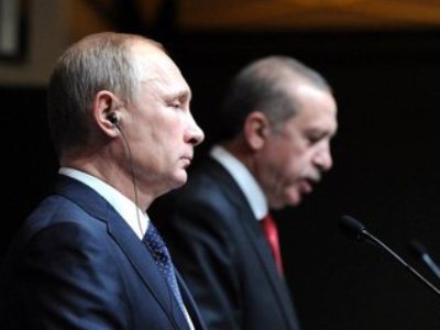 Putin, Erdogan discuss situation over Iranian deal