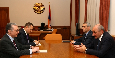 Karabakh President holds meeting with Armenia's FM