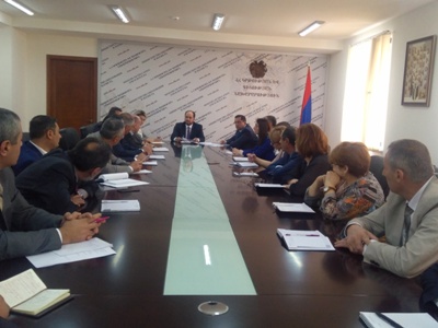 Փյունիկ գյուղի դպրոցի փակումն անթույլատրելի է. ԿԳ նախարարը կոչ է արել դպրոցների տնօրեններին կեղծ լուրեր չտարածել