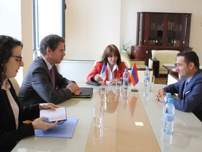 Ժպտացող հեղափոխությունը, որի շնորհիվ աշխարհը ավելի լավ ճանաչեց հայերին. Ֆրանսիայի դեսպան