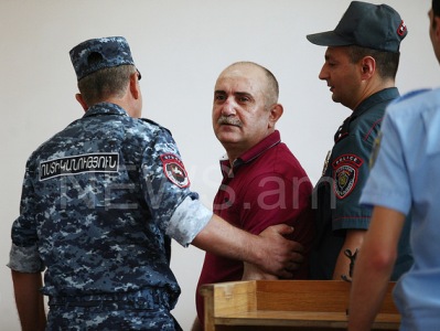 Սամվել Բաբայանին ազատ չարձակեցին, թեեւ աջակիցները սպասում էին ՔԿՀ դիմաց
