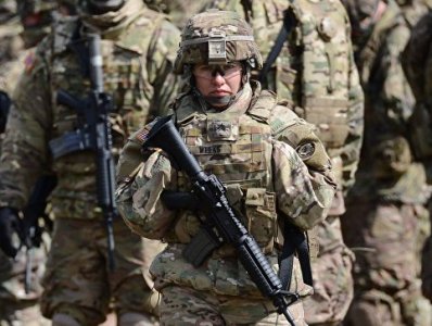 Poland seeks permanent US troop presence, offers financing