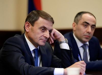 «Հրապարակ». Օսիպյանը հերթափոխի բոլոր ոստիկաններին գործից ազատել է. պատճառը Վովայի Արշա՞կն է