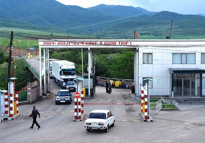«Ժամանակ». Հակահեղափոխություն՝ մաքսայինում. Քաղաքացիներն ահազանգում են ապօրինությունների մասին