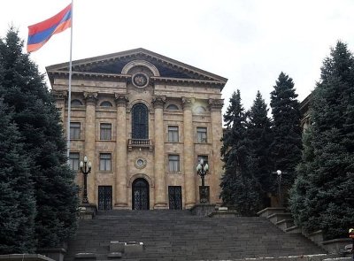 Որքա՞ն գումար է հատկացվել ԱԺ-ին 2017 թվականին. ներկայացնում է Արա Սաղաթելյանը