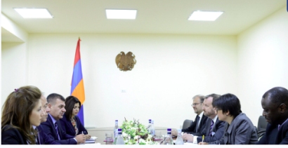 US is willing to support new government's priorities - Ambassador