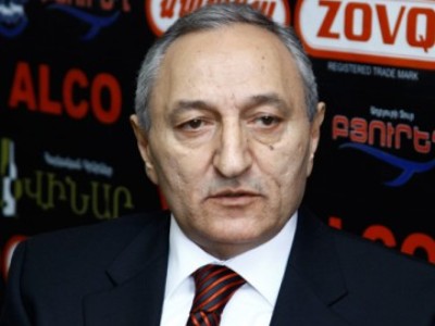 ԱԱԾ-ն չպետք է զբաղվի ՊԵԿ-ի ու ոստիկանության գործառույթներով.Վանեցյանն ասաց, որ սա ժամանակավոր է