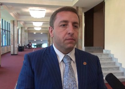 «Ժողովուրդ». Ինչու է Կարեն Ավագյանը դիմում ներկայացրել ՀԵՀ տնօրենի դեմ
