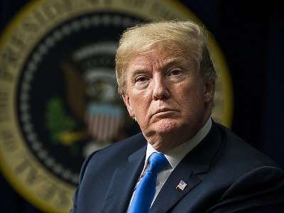Трамп заявил, что не станет прибегать к помилованию самого себя «по делу о сговоре с РФ»