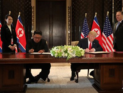 Ким Чен Ын не стал подписывать итоговый документ маркером с именем Трампа
