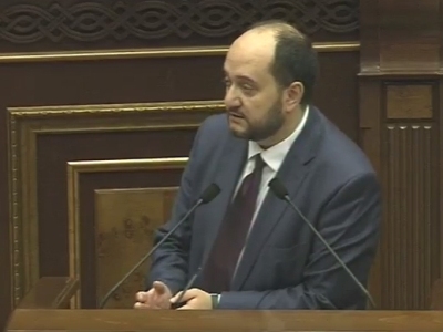 Դպրոցներում բունտեր են, որովհետեւ մարդիկ առաջնորդվել են նեղ կուսակցական շահերով, բայց կշտկենք վիճակը. նախարար
