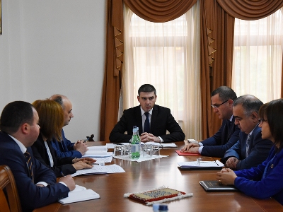 Արցախի պետնախարարը ոլորտի պատասխանատուների հետ քննարկել է հարկային բարեփոխումների համալիր ծրագիրը