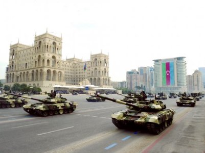 Азербайджан увеличит расходы на оборону